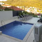 Beautiful In Korcula With Sauna * 布尔纳
