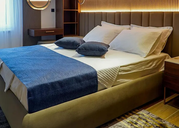 Lovely In Korcula With Sauna * ブラー